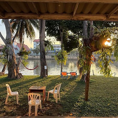 Ban Narai River Guesthouse 치앙마이 외부 사진